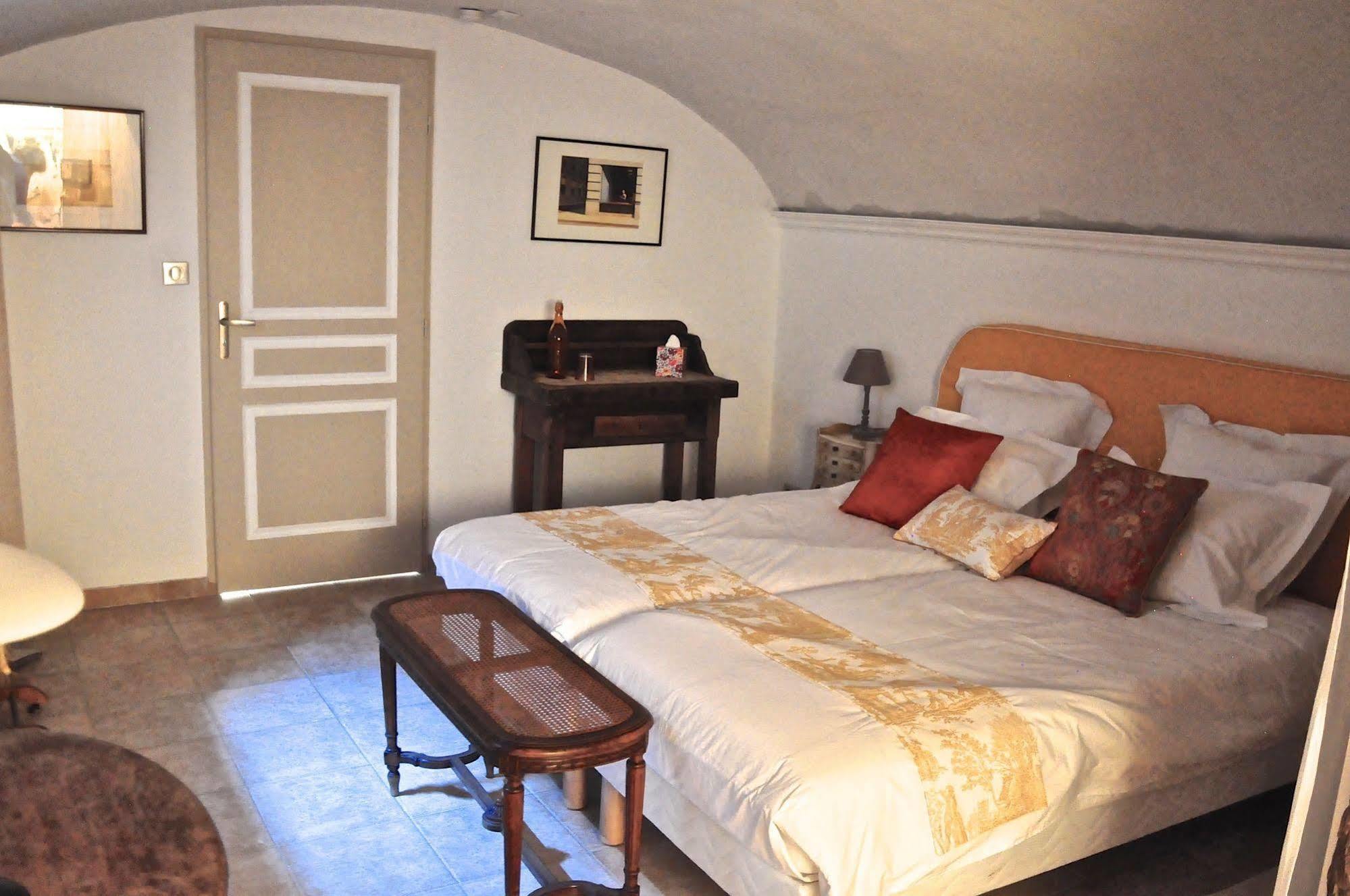 Le Clos Du Cher En Beaujolais Saint-Germain-Nuelles Екстер'єр фото